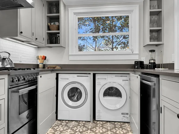 $3,750 | 36 Charlotte Street, Unit 2, Charleston, SC 29403