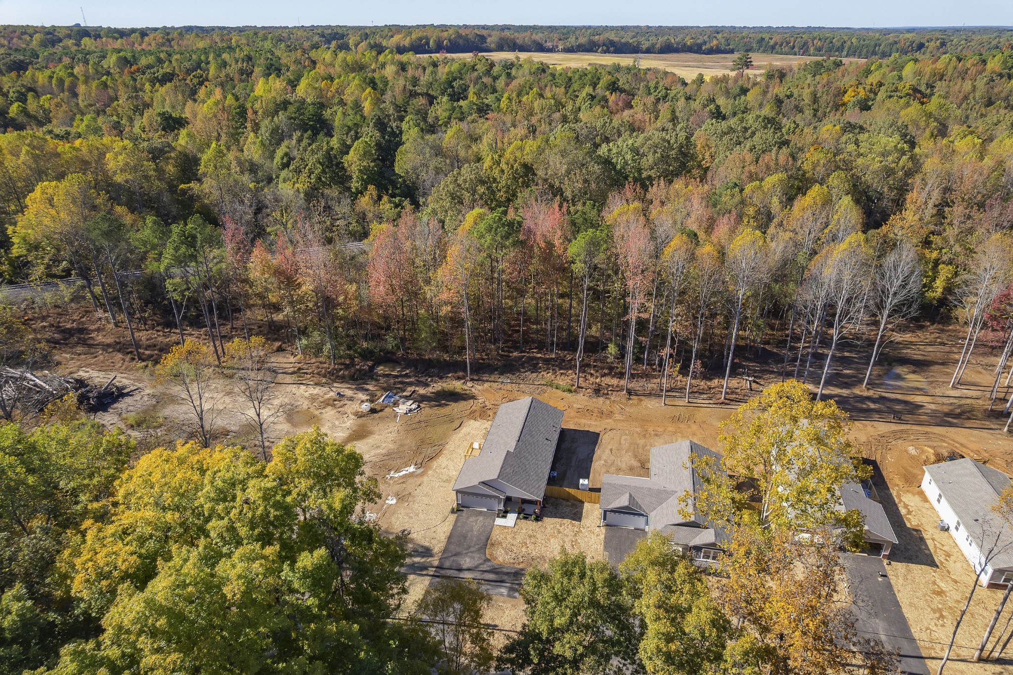 2127 North Royal Street Jackson, TN 38305 - Photo 22 of 24 a view of a yard with swimming pool