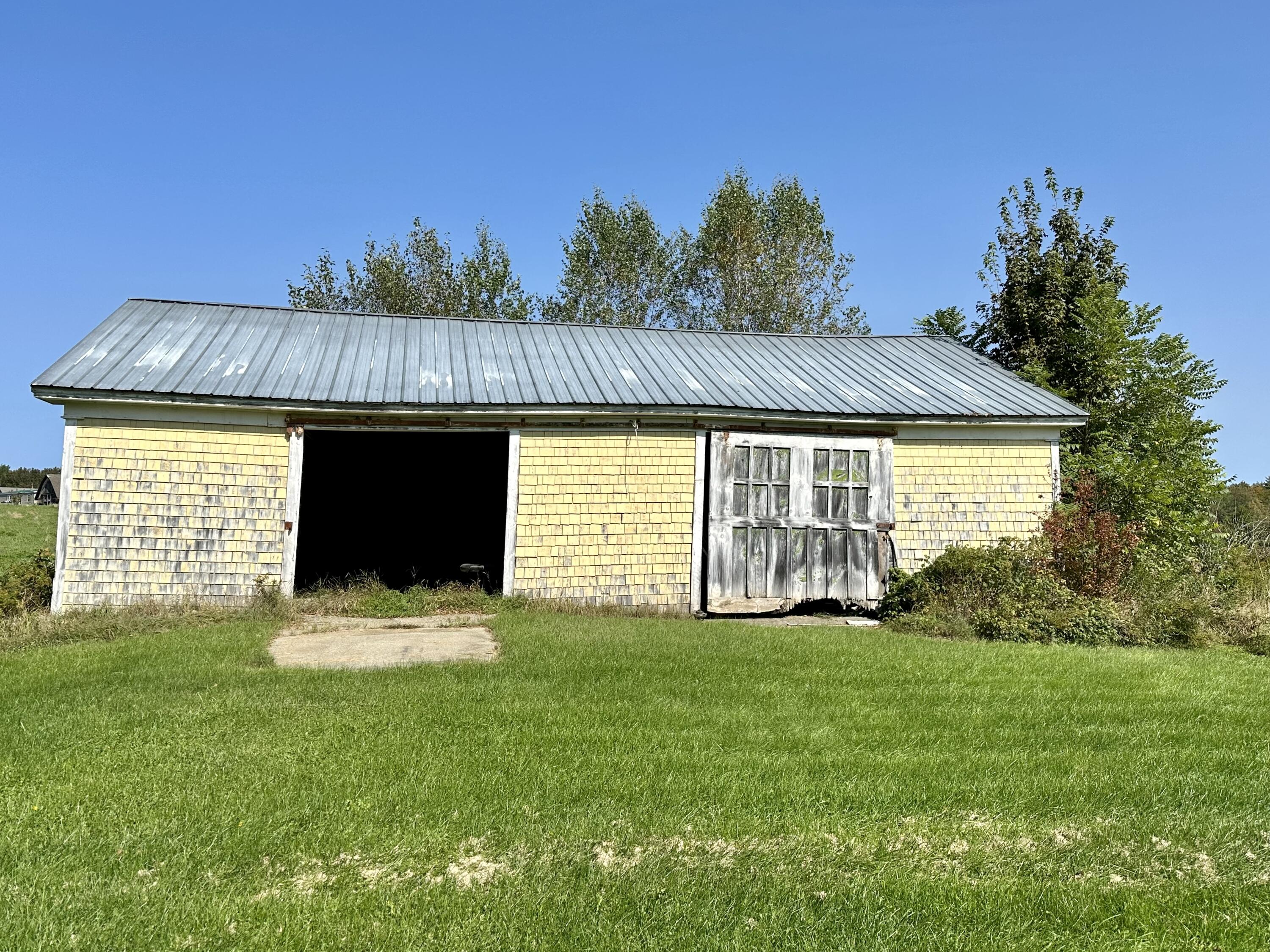 107 Weymouth Road Morrill, ME 04952 - Photo 39 of 47 Workshop