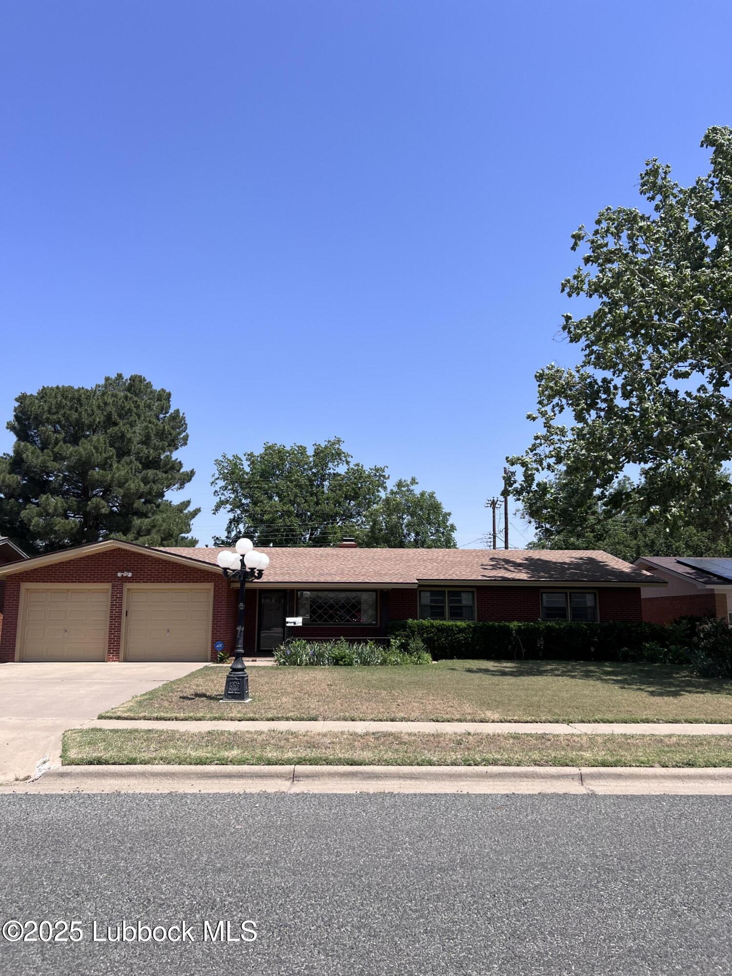 a view of a street view