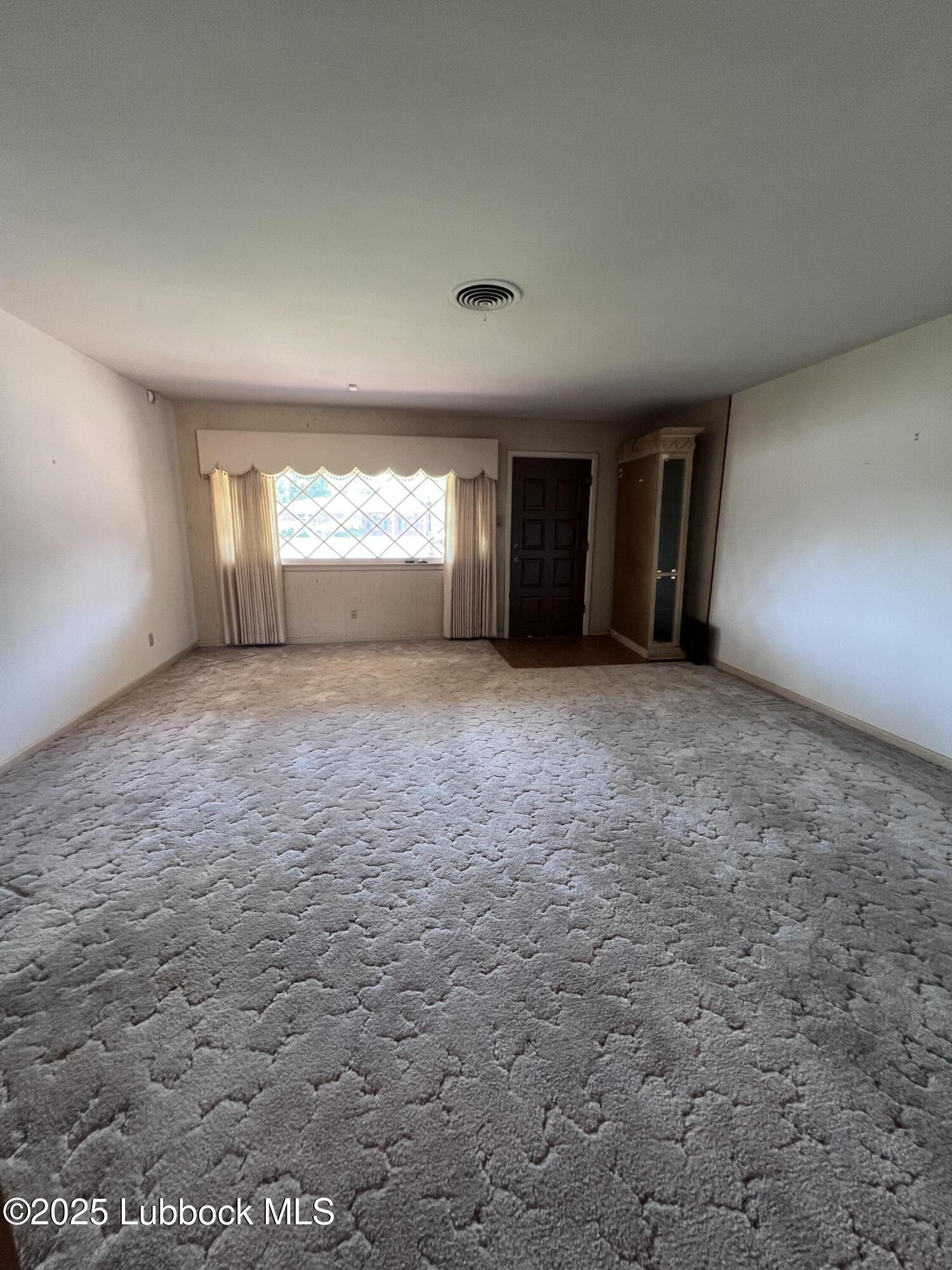 2304 54th Street Lubbock, TX 79412 - Photo 8 of 18