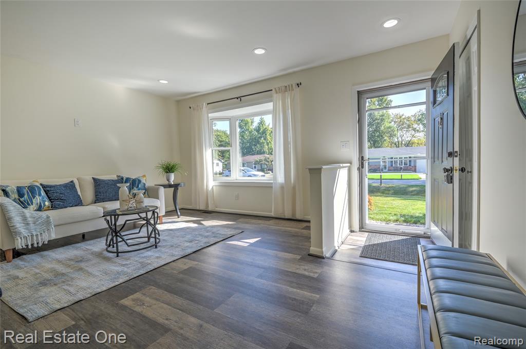 3140 Eastern Avenue Rochester, MI 48307 - Photo 5 of 31