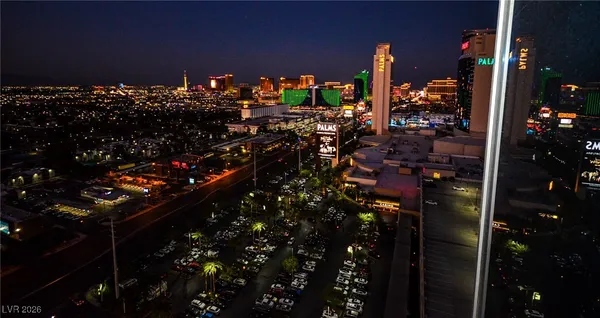 $3,750 | 4381 West Flamingo Road, Unit 2302, Las Vegas, NV 89103