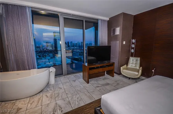$3,750 | 4381 West Flamingo Road, Unit 2302, Las Vegas, NV 89103