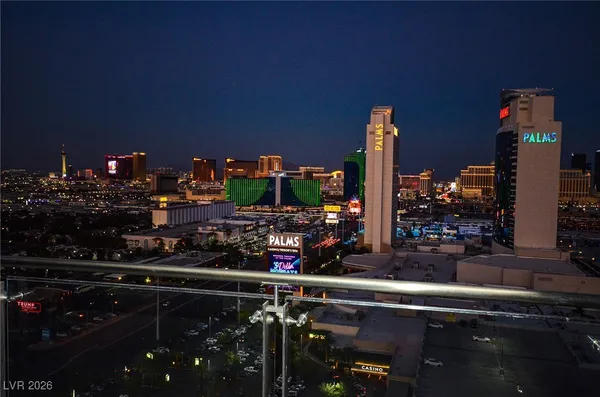 $3,750 | 4381 West Flamingo Road, Unit 2302, Las Vegas, NV 89103