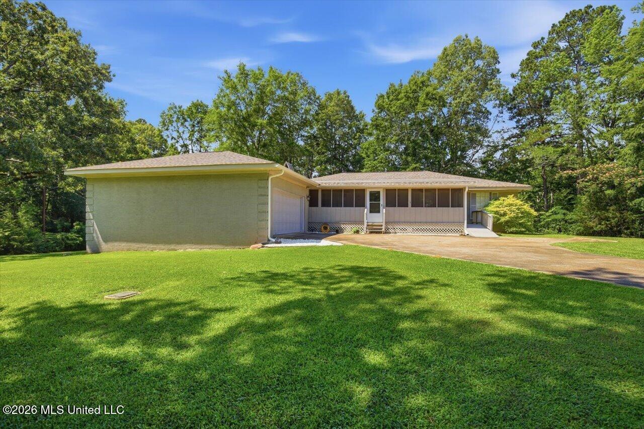 118 Pine Ridge Road Florence, MS 39073 - Photo 1 of 38 01-118 Pine Ridge Rd _ Hometoursms.com