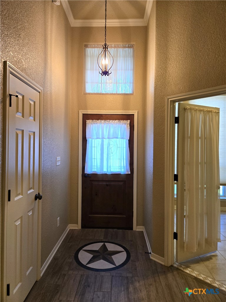 6308 Roxbury Avenue Temple, TX 76502 - Photo 5 of 26 a view of room with furniture and wooden floor