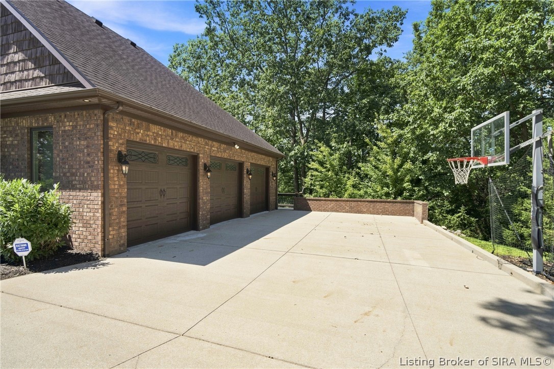1003 Canyon Road New Albany, IN 47150 - Photo 4 of 99 Gallery Image 4