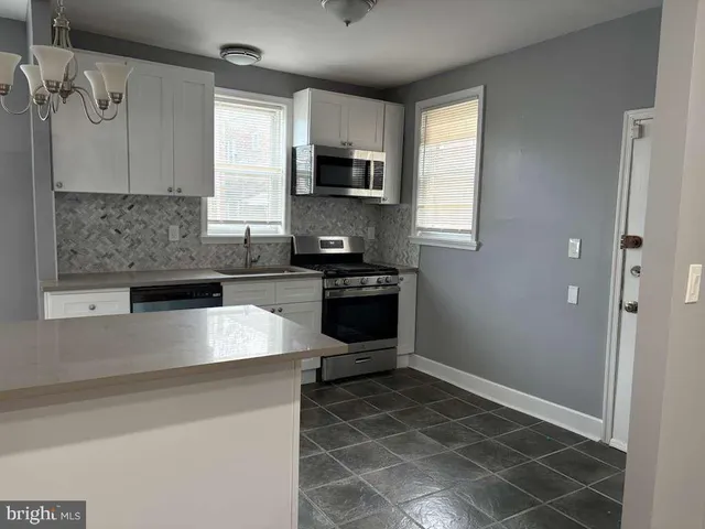 $2,750 | 5718 Woodbine Avenue, Philadelphia, PA 19131