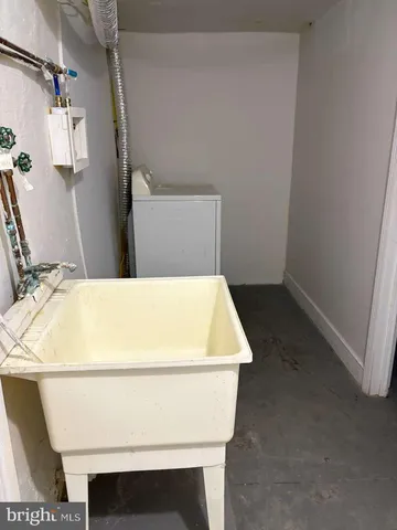 $2,750 | 5718 Woodbine Avenue, Philadelphia, PA 19131