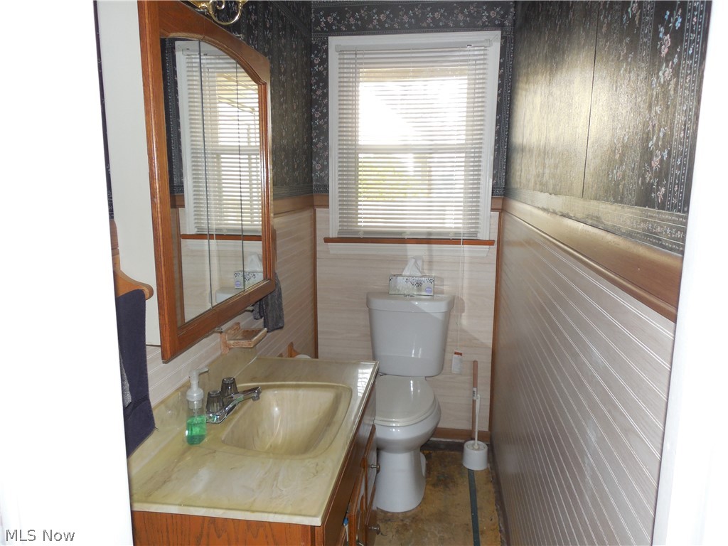 2132 Kirk Road Youngstown, OH 44511 - Photo 10 of 16