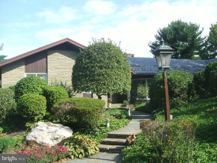 309 Blue Rocks Road Lenhartsville, PA 19534 - Photo 2 of 24 Exterior