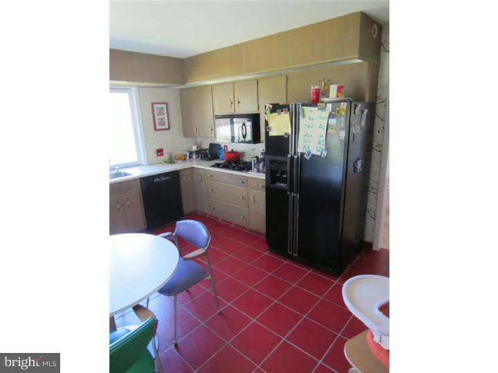 309 Blue Rocks Road Lenhartsville, PA 19534 - Photo 11 of 24 Gallery Image 11