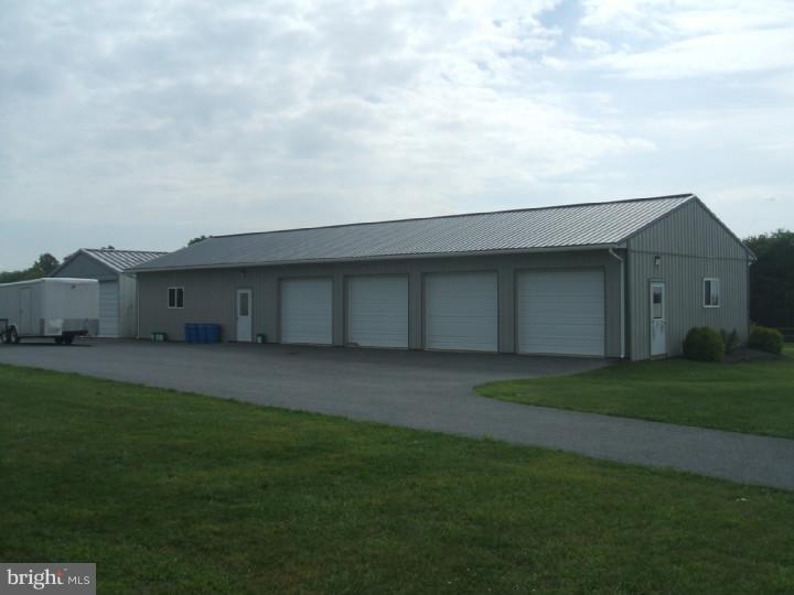 309 Blue Rocks Road Lenhartsville, PA 19534 - Photo 22 of 24 Garage