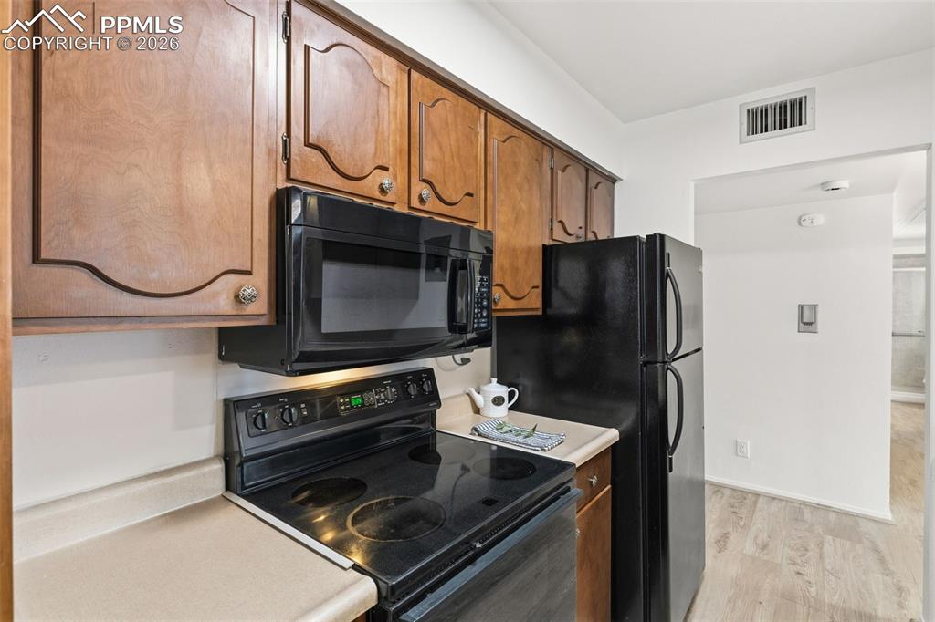 2902 Airport Road, Unit 136 Colorado Springs, CO 80910 - Photo 12 of 35