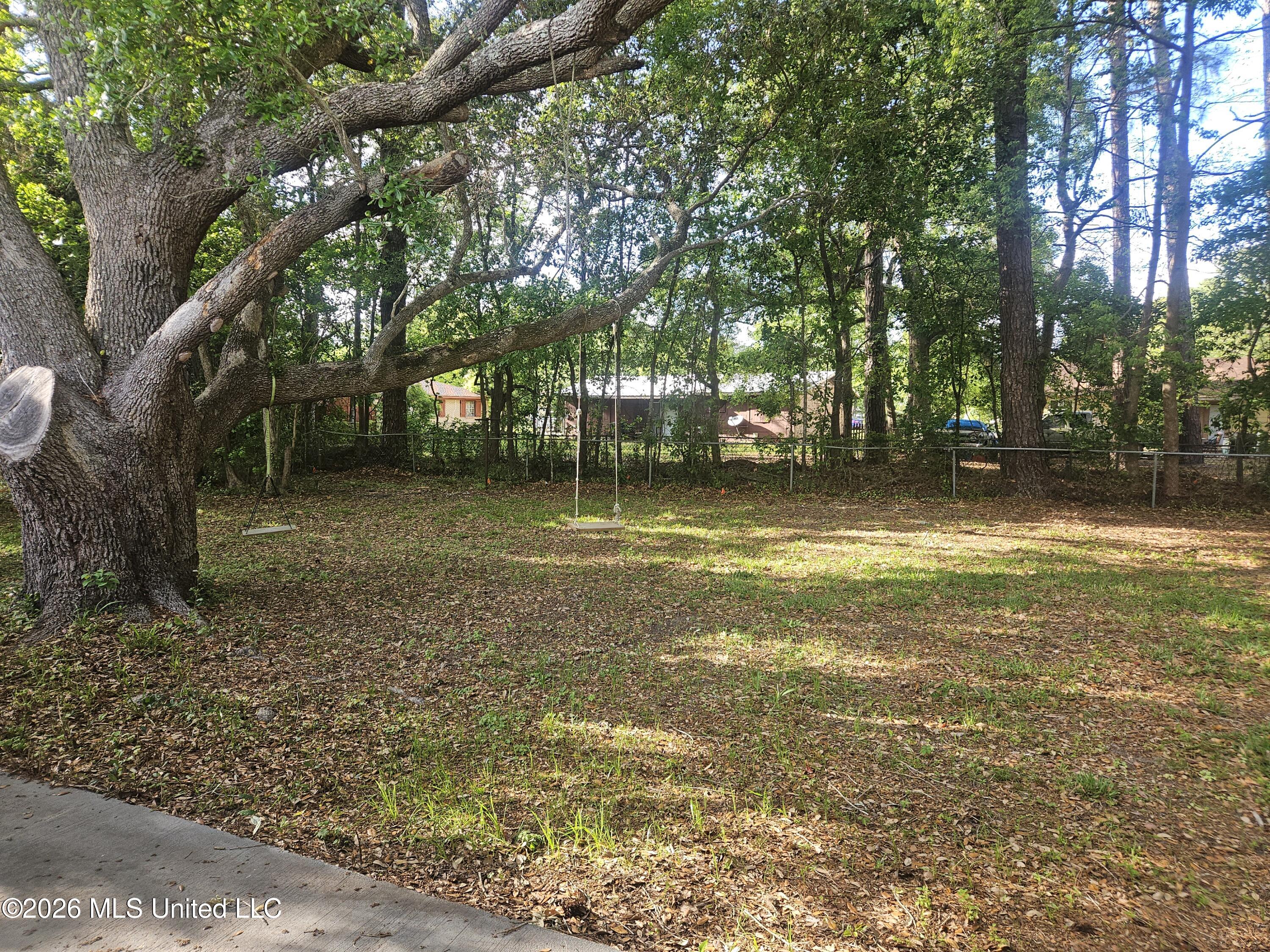 2012 Woodbury Road Gautier, MS 39553 - Photo 10 of 10 1000029312