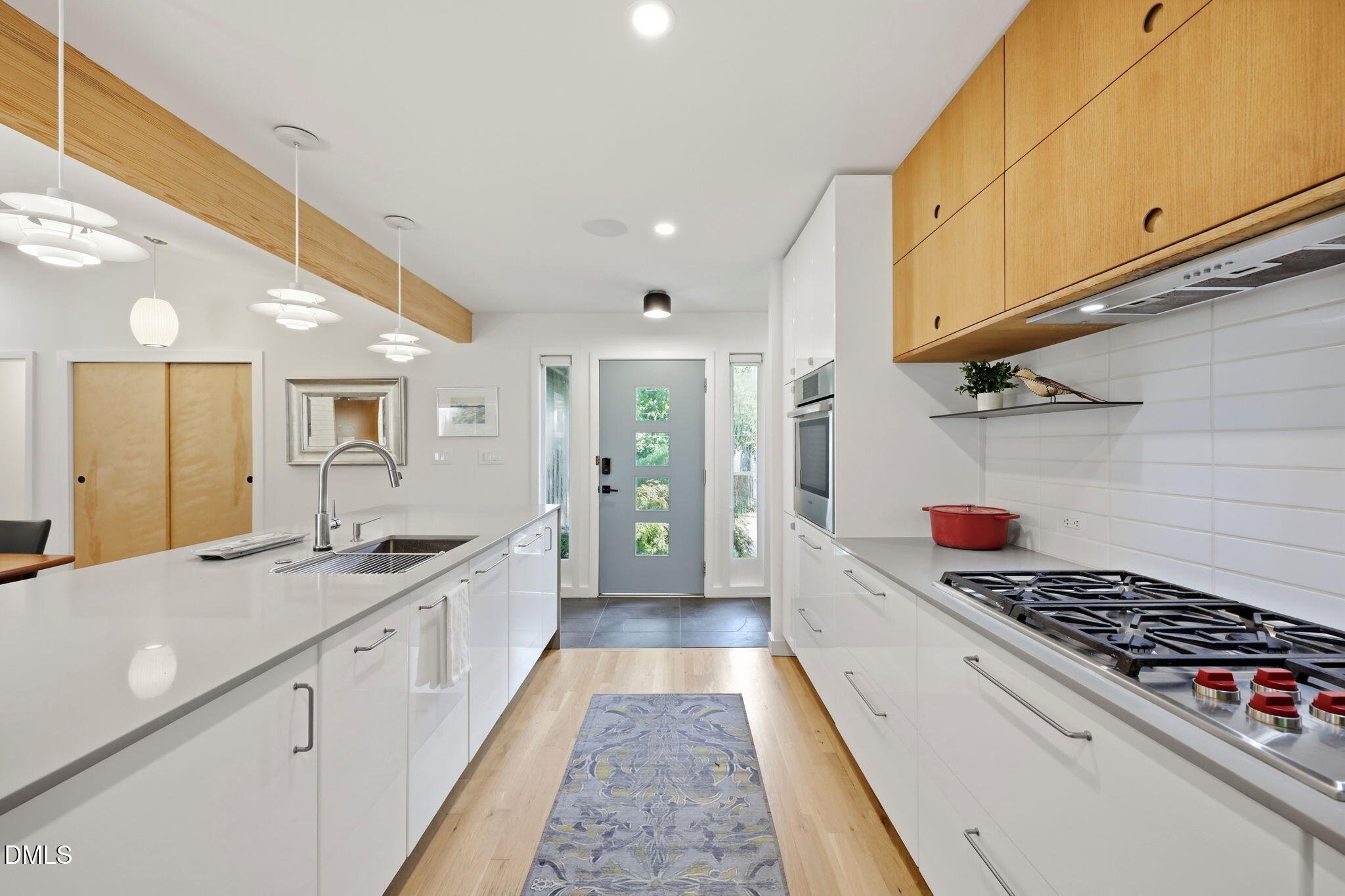 745 Catawba Street Raleigh, NC 27609 - Photo 11 of 35 20-web-or-mls-IMG_2420