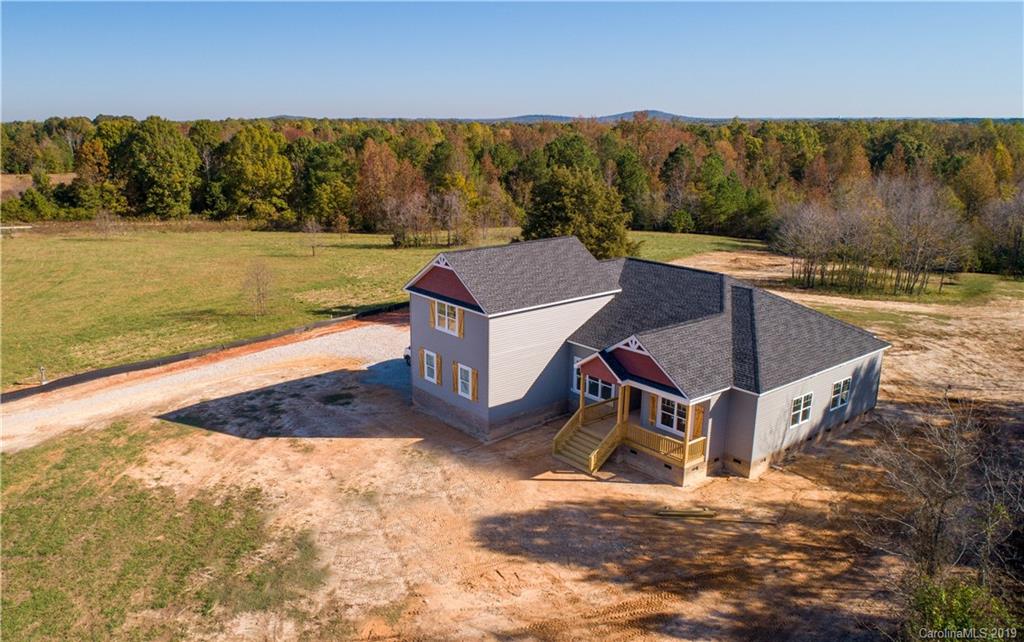1828 Davis Farm Road York, SC 29745 - Photo 1 of 9 Gallery Image 1