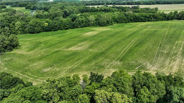 $1,300,000 | V Road, Weston, MO 64098