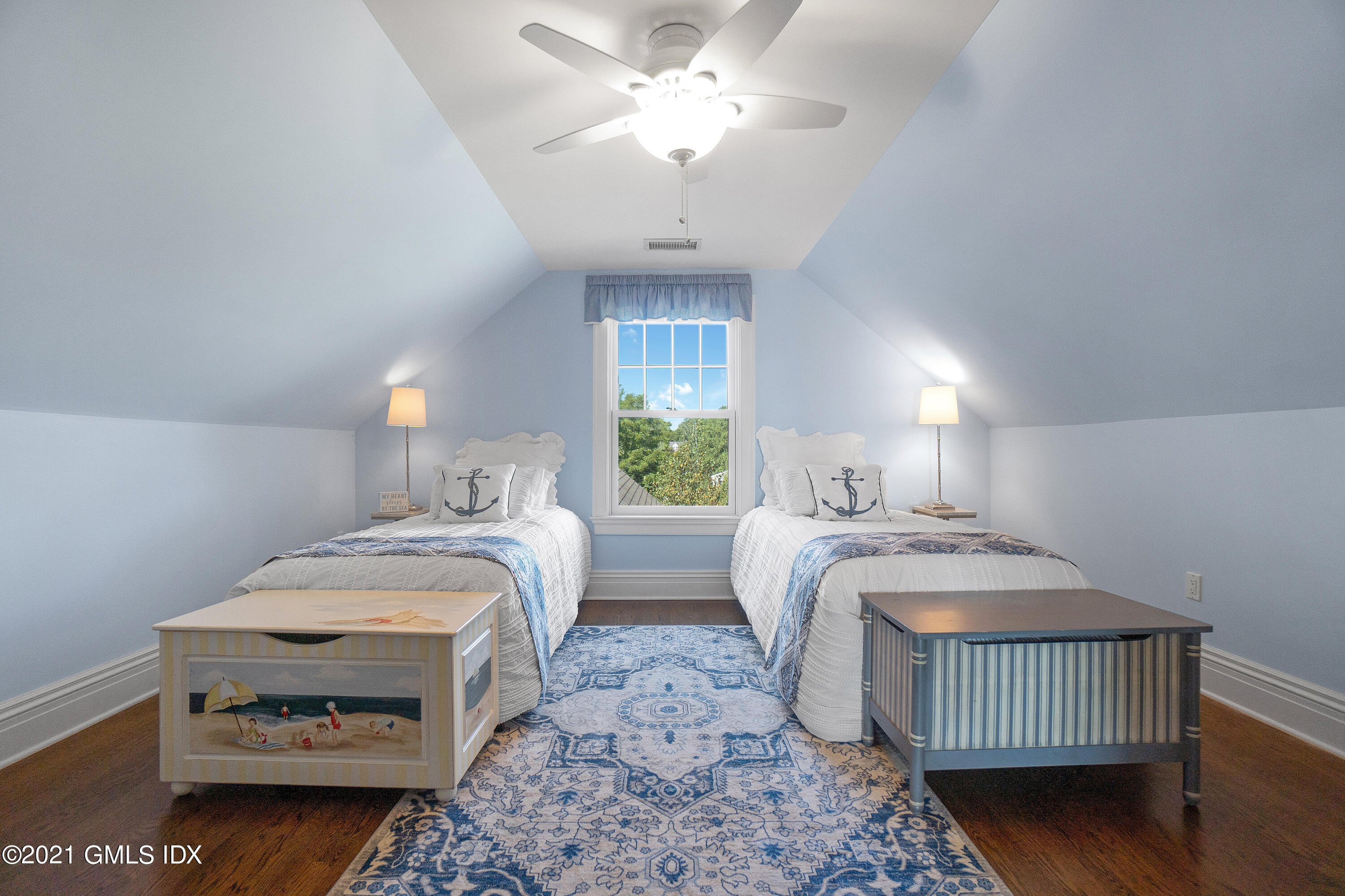 20 Ballwood Road Old Greenwich, CT 06870 - Photo 21 of 32 a bedroom with bed and a window