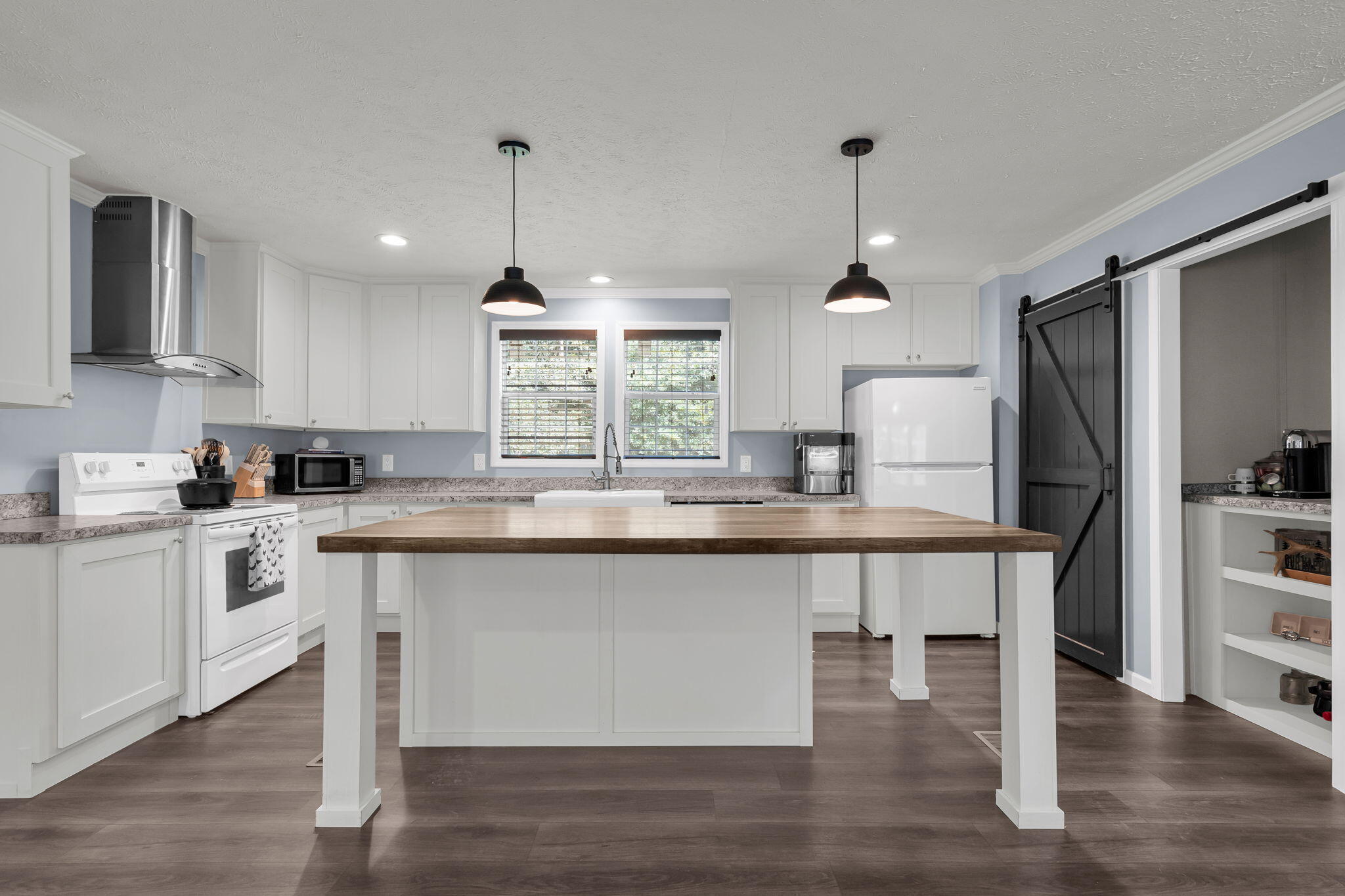 164 Riva Ridge Lane Round O, SC 29474 - Photo 17 of 46 Kitchen2