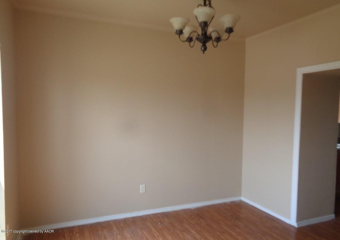 1100 Rushmore Drive Amarillo, TX 79110 - Photo 10 of 13 Dining Room