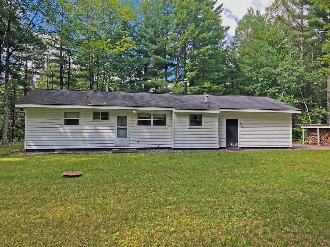 968 Bloom Road Eagle River, WI 54521 - Photo 4 of 24 Gallery Image 4