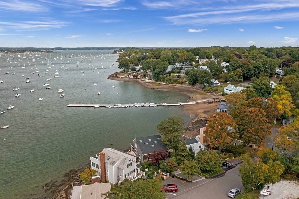 16 Nonantum Road Marblehead, MA 01945 - Photo 5 of 28
