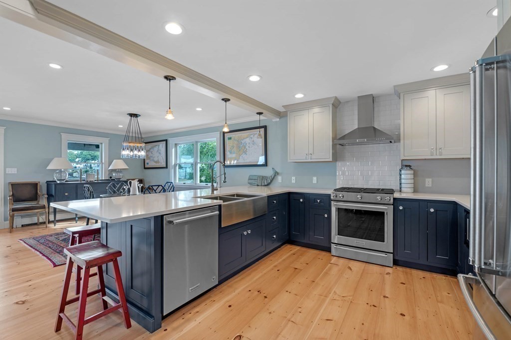 16 Nonantum Road Marblehead, MA 01945 - Photo 6 of 28