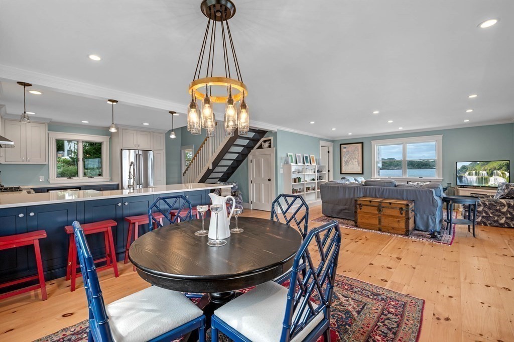 16 Nonantum Road Marblehead, MA 01945 - Photo 9 of 28