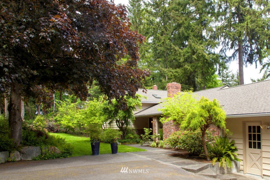 19310 Ridge Road Southwest Vashon, WA 98070 - Photo 1 of 1