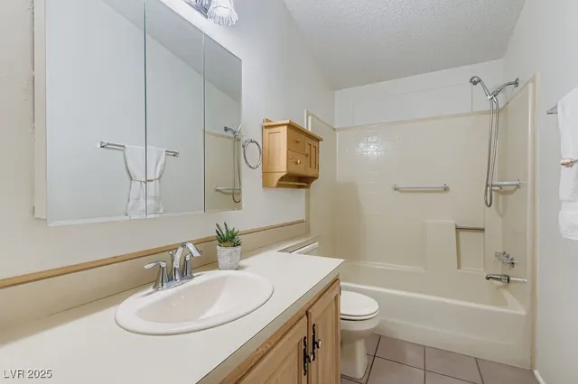 $324,900 | 504 Topaz Avenue, Henderson, NV 89015