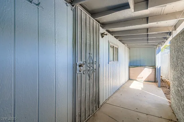 $324,900 | 504 Topaz Avenue, Henderson, NV 89015