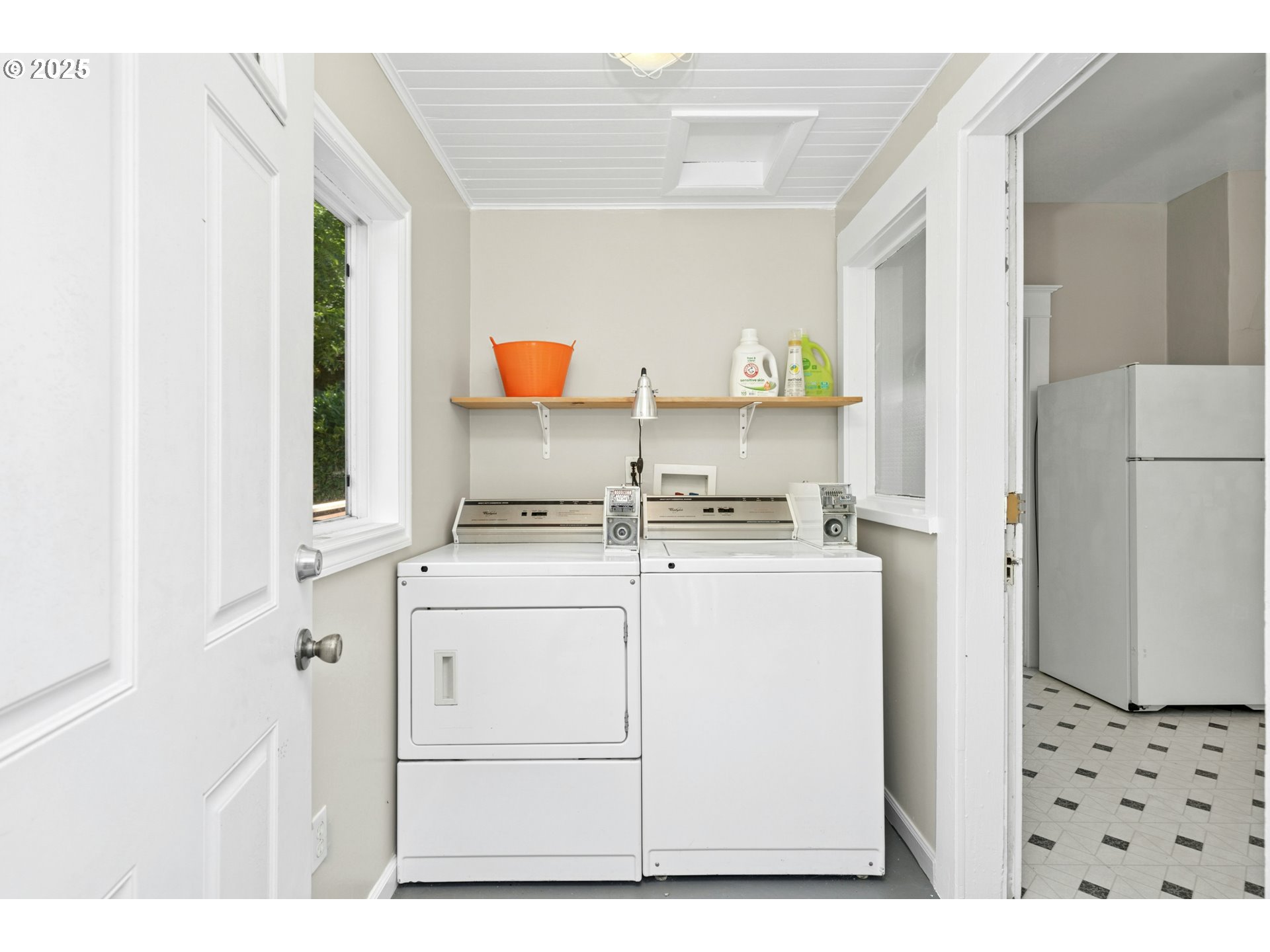 3955 Southeast Madison Street Portland, OR 97214 - Photo 18 of 35