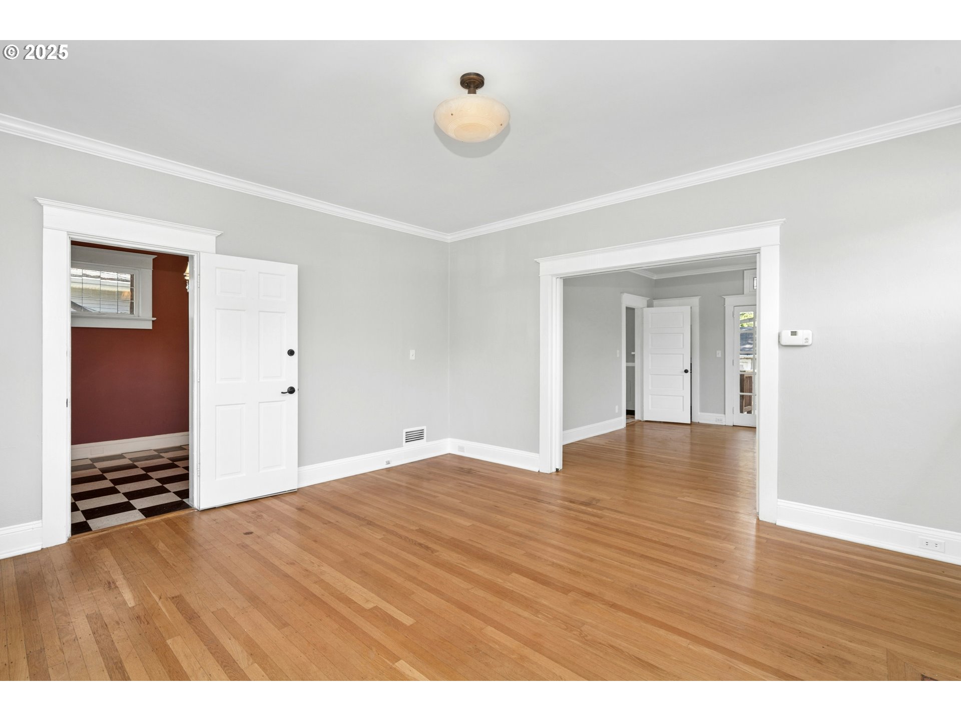 3955 Southeast Madison Street Portland, OR 97214 - Photo 8 of 35