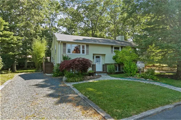 $3,400 | 25 Harris Drive, Tiverton, RI 02878