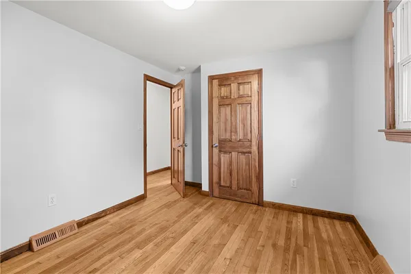 $3,400 | 25 Harris Drive, Tiverton, RI 02878