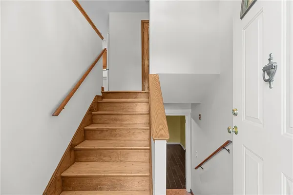 $3,400 | 25 Harris Drive, Tiverton, RI 02878