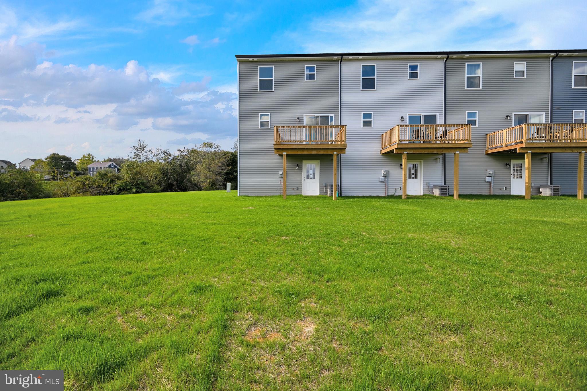 1 Landing Place, Unit 1 York, PA 17408 - Photo 32 of 35