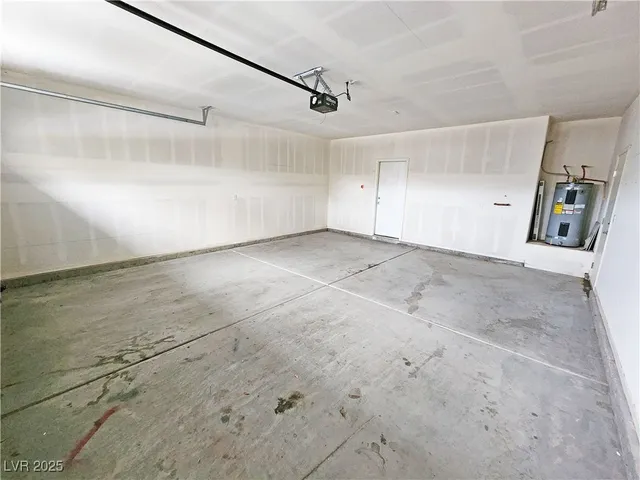 $1,935 | 5561 Carrara Pointe Street, Pahrump, NV 89061