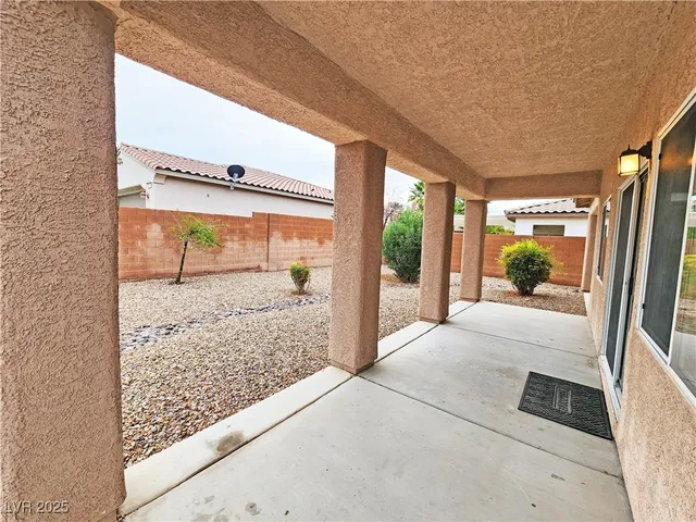 $1,935 | 5561 Carrara Pointe Street, Pahrump, NV 89061