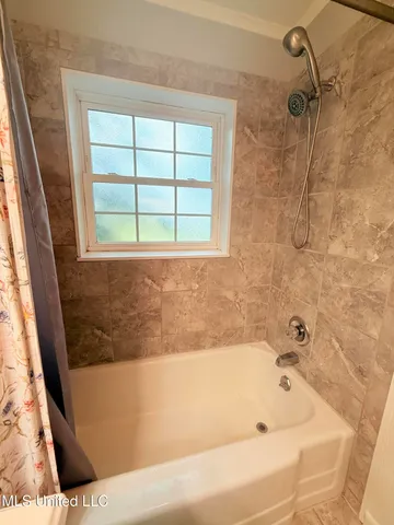 $189,000 | 10688 Highway 12, Isola, MS 38754