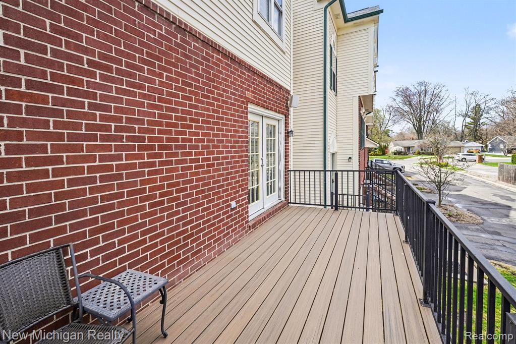 2666 Crooks Road Royal Oak, MI 48073 - Photo 23 of 26