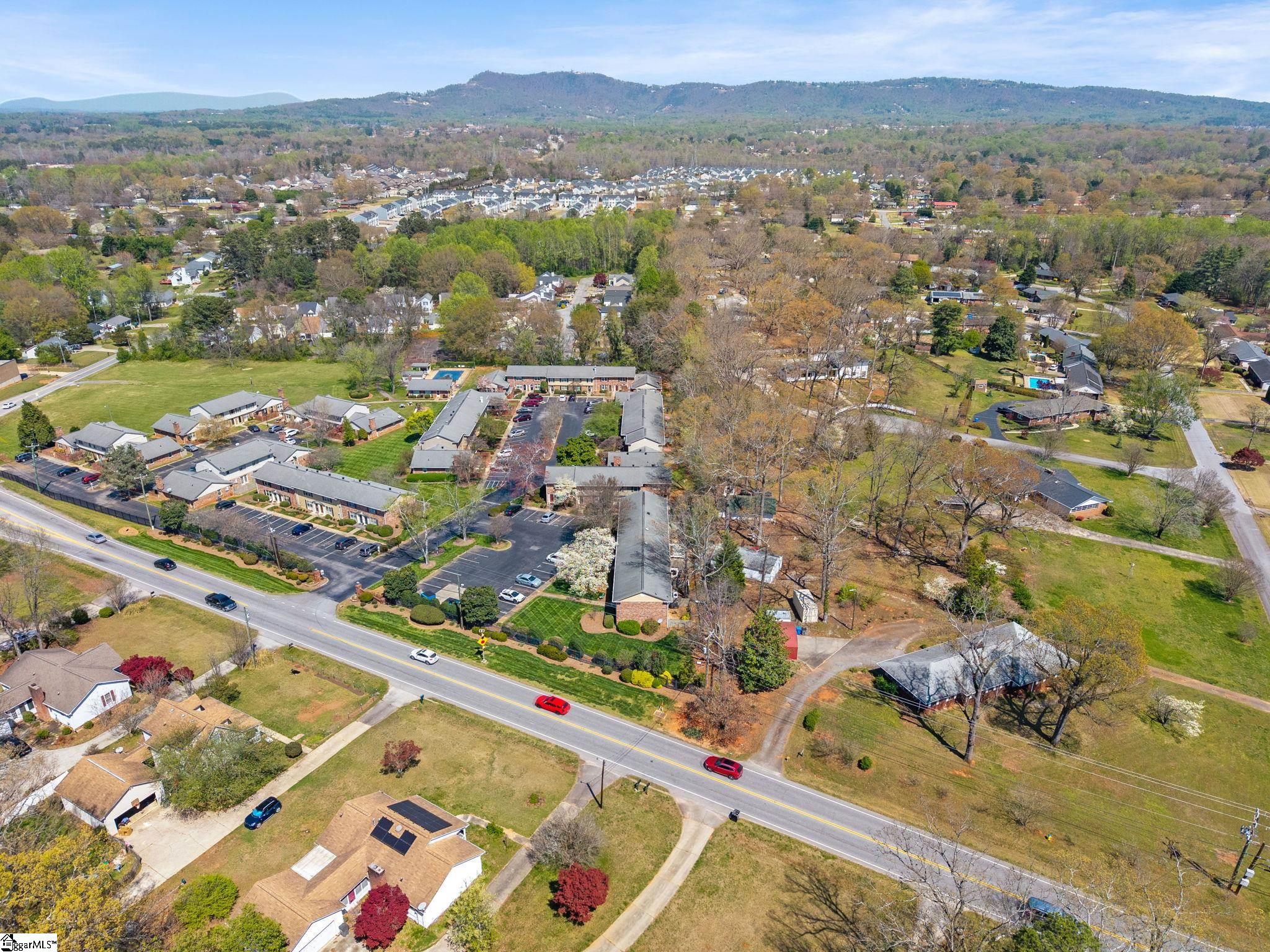 710 Hunts Bridge Road Greenville, SC 29617 - Photo 27 of 32