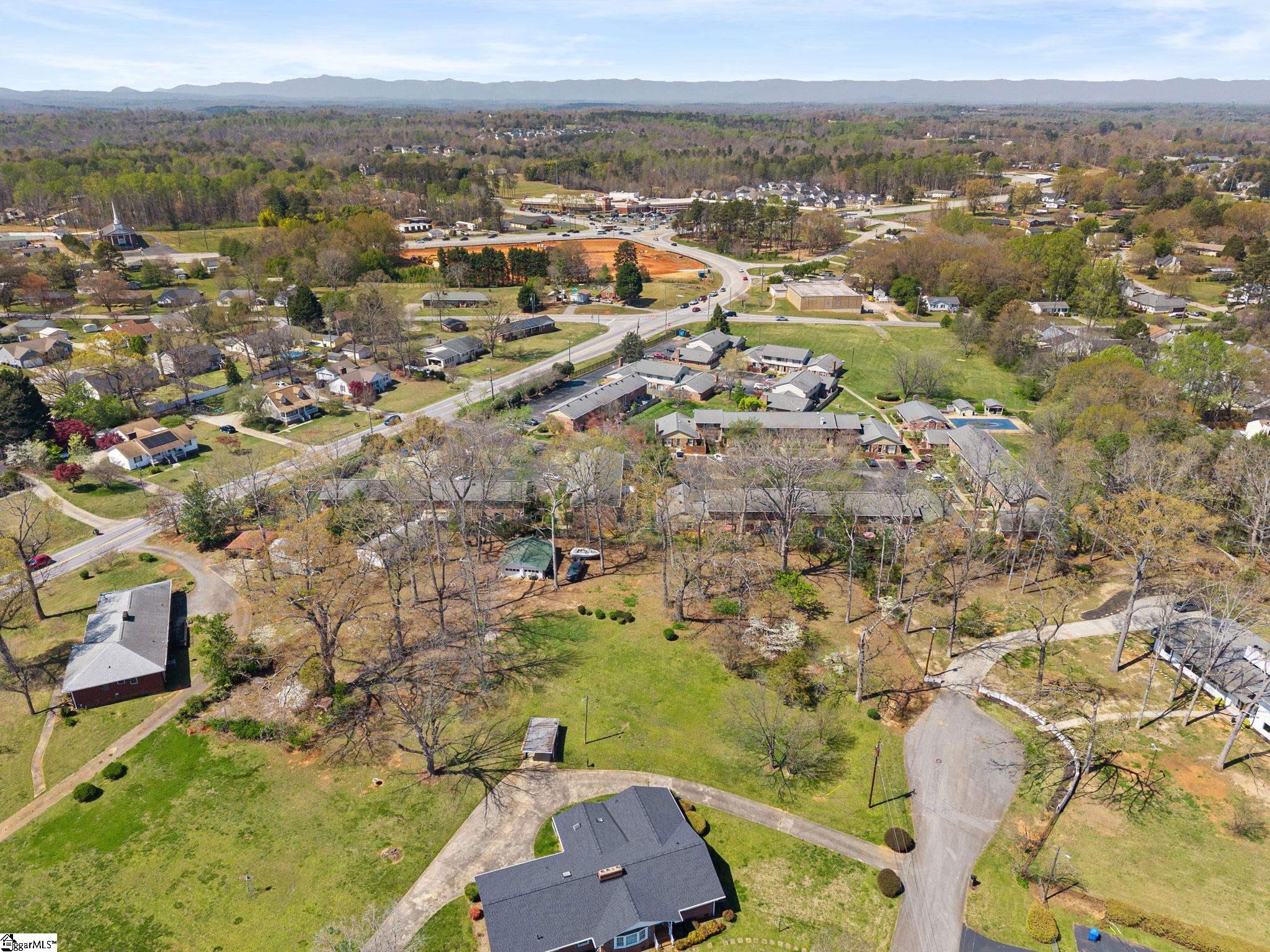 710 Hunts Bridge Road Greenville, SC 29617 - Photo 28 of 32