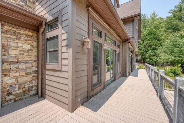 $1,250,000 | 115 Dawsons Lane, Murphy, NC 28906