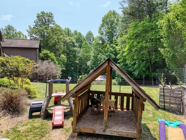 $1,250,000 | 115 Dawsons Lane, Murphy, NC 28906