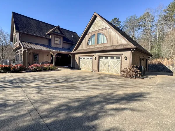 $1,250,000 | 115 Dawsons Lane, Murphy, NC 28906
