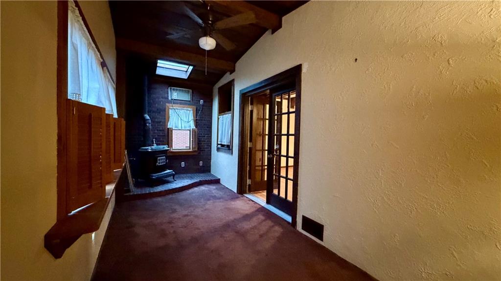 1425 Freeport Road Cheswick, PA 15024 - Photo 22 of 45 OTHER SIDE OF THIS SPACIOUS OFFICE/DEN!