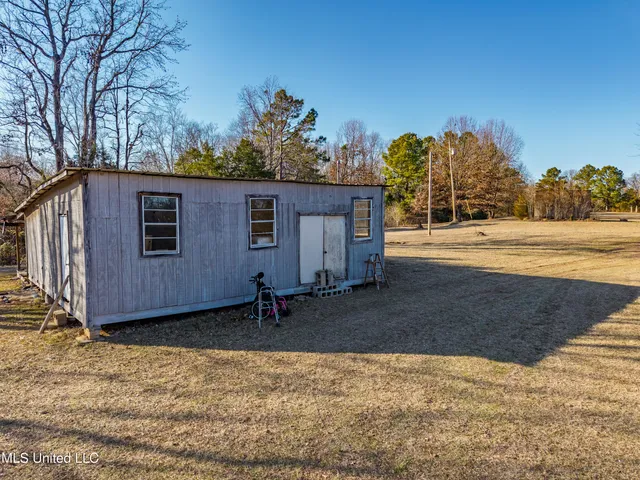 $375,000 | 8088 Pope Crowder Road, Pope, MS 38658